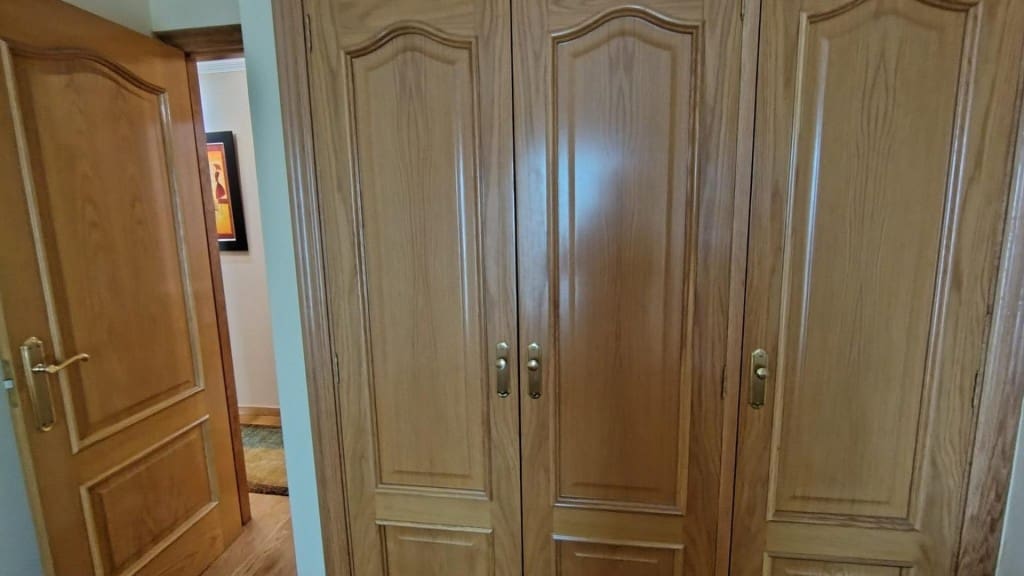 4 quarto Apartamento para arrendar em Santiago de Compostela com garagem - 1 500 € (Ref: 9817950)