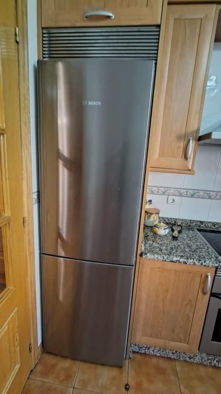 4 quarto Apartamento para arrendar em Santiago de Compostela com garagem - 1 500 € (Ref: 9817950)