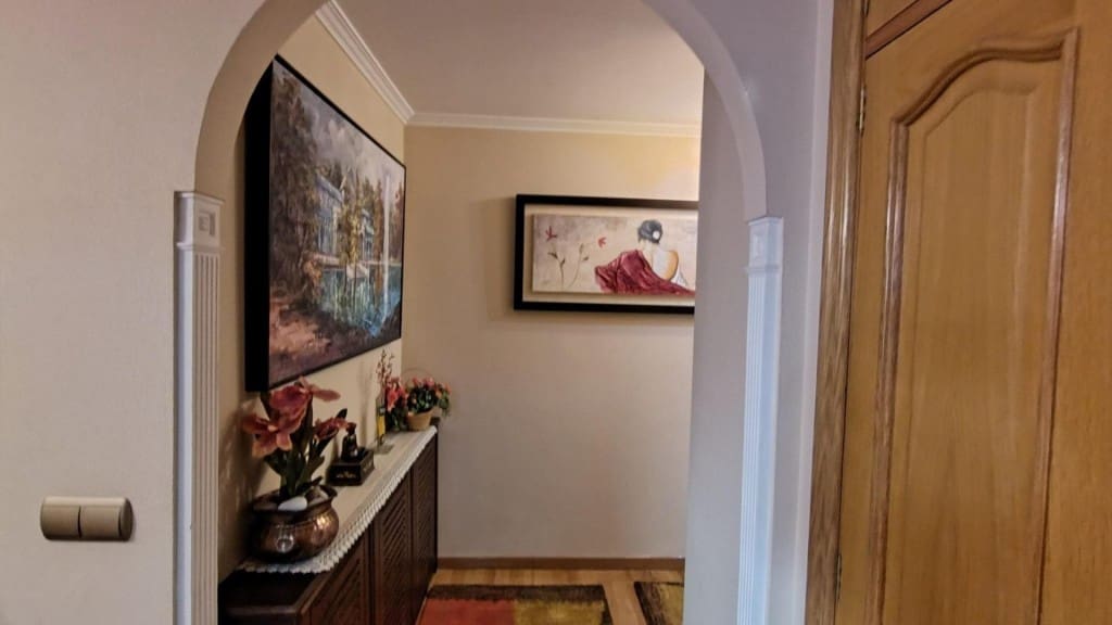 4 quarto Apartamento para arrendar em Santiago de Compostela com garagem - 1 500 € (Ref: 9817950)