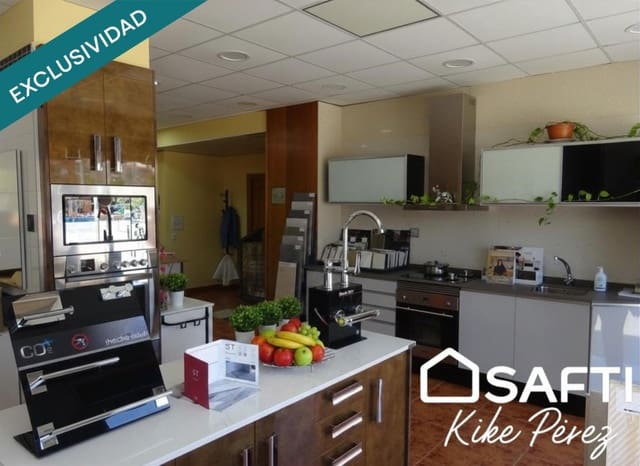 Local Comercial en Cornellà de Llobregat en venta - 169.000 € (Ref: 9817951)