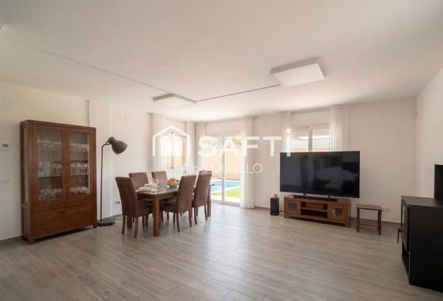 4 slaapkamer Villa te koop in Olivella met zwembad - € 890.000 (Ref: 9817953)