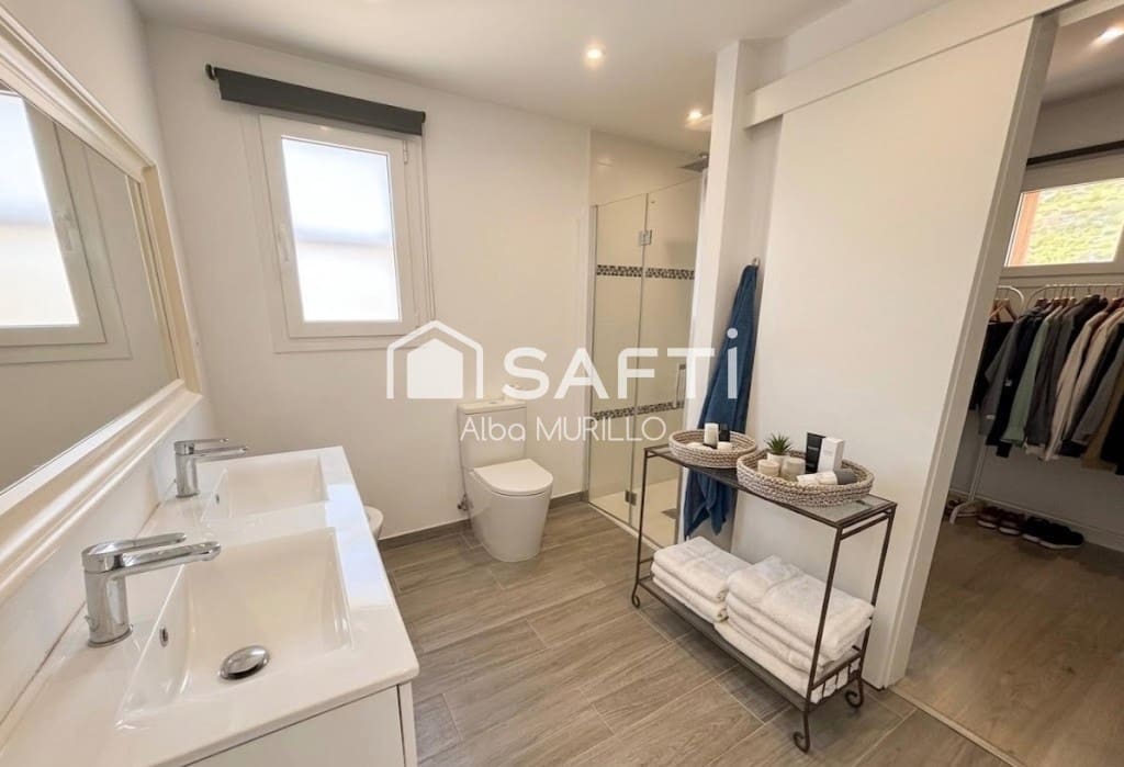 4 camera da letto Villa in vendita in Olivella con piscina - 890.000 € (Rif: 9817953)