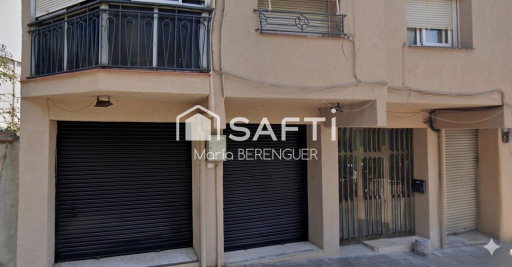 Local Comercial en Mollet del Vallès en venta - 285.000 € (Ref: 9817956)