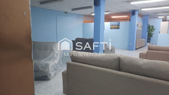 Local Comercial en Mollet del Vallès en venta - 285.000 € (Ref: 9817956)