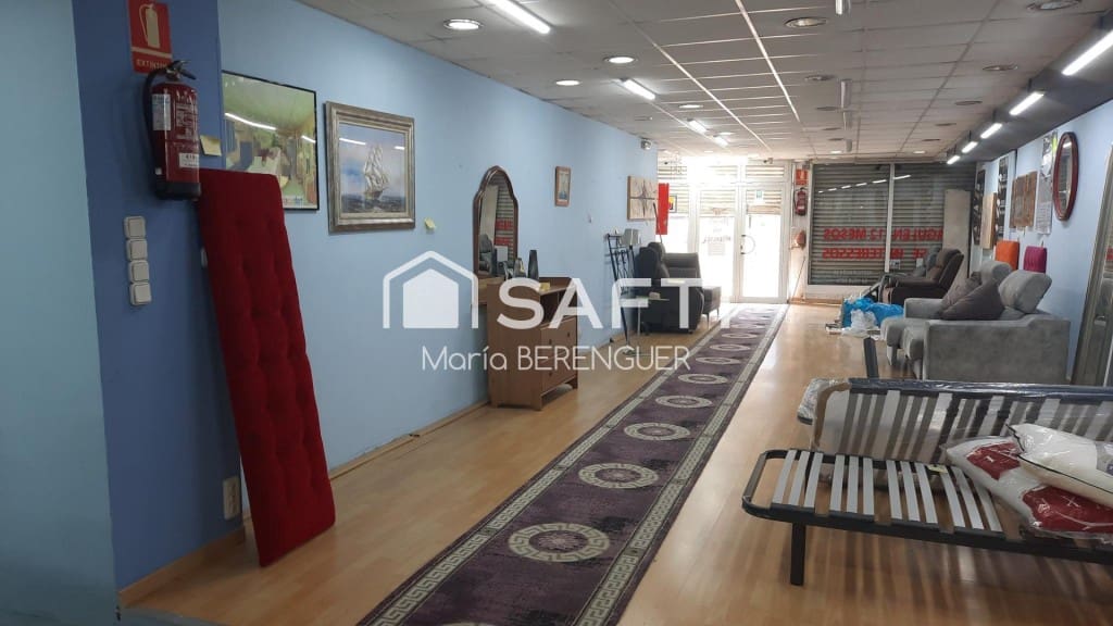 Local Comercial en Mollet del Vallès en venta - 285.000 € (Ref: 9817956)