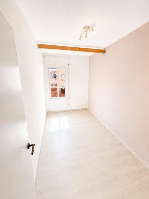4 slaapkamer Appartement te koop in El Prat de Llobregat - € 260.000 (Ref: 9817957)