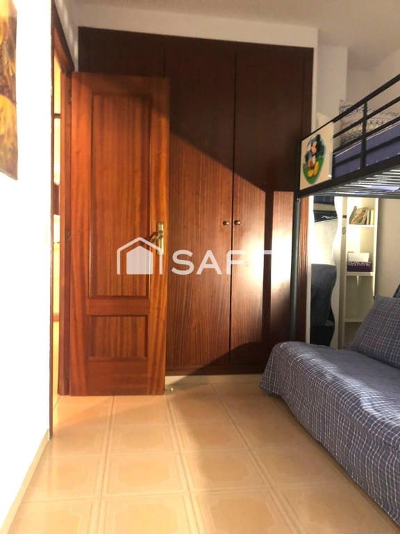 3 bedroom Apartment for sale in Torreblanca with pool - € 390,000 (Ref: 9817958)
