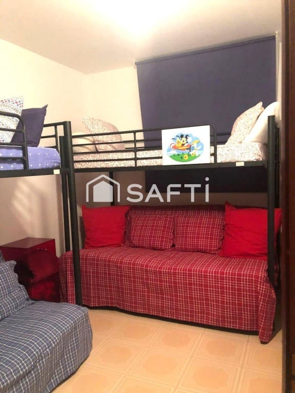 3 bedroom Apartment for sale in Torreblanca with pool - € 390,000 (Ref: 9817958)