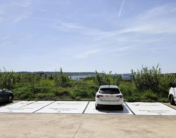 Commercial for sale in Sant Cugat Sesgarrigues - € 370,000 (Ref: 9817962)