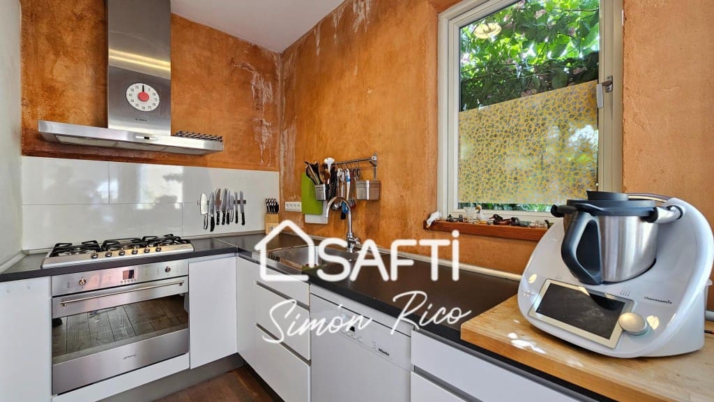 6 bedroom Villa for sale in Gelida with pool garage - € 975,000 (Ref: 9820296)