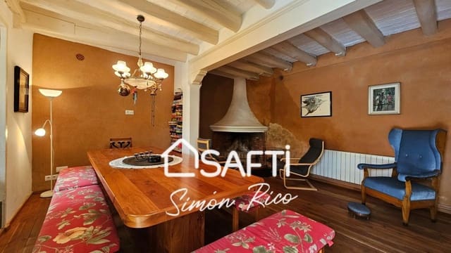 6 Zimmer Villa zu verkaufen in Gelida mit Pool Garage - 975.000 € (Ref: 9820296)