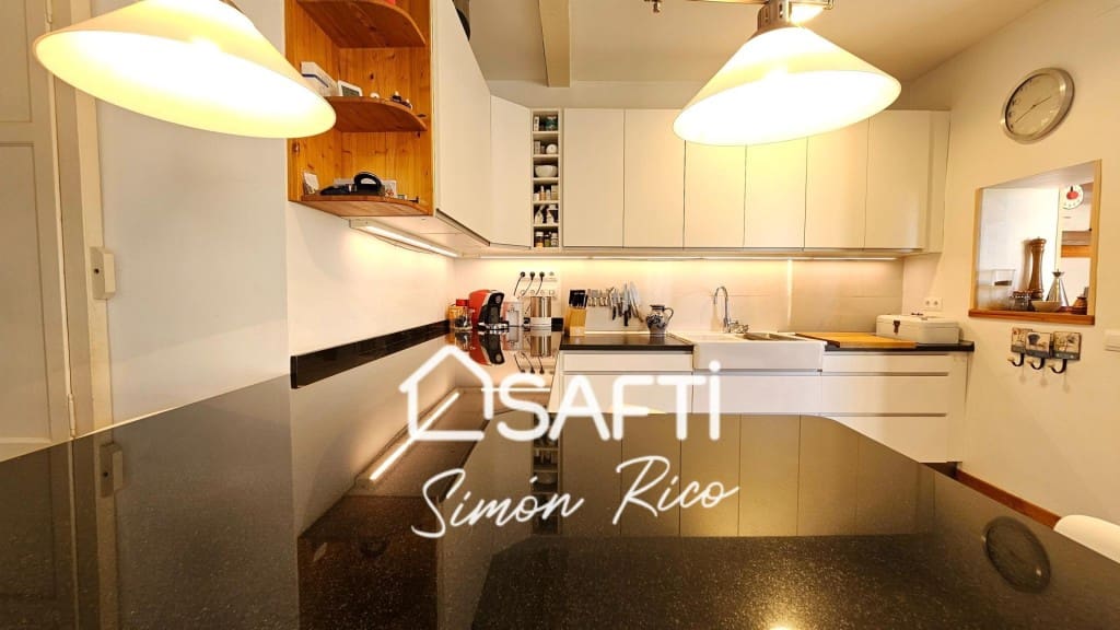 6 bedroom Villa for sale in Gelida with pool garage - € 975,000 (Ref: 9820296)