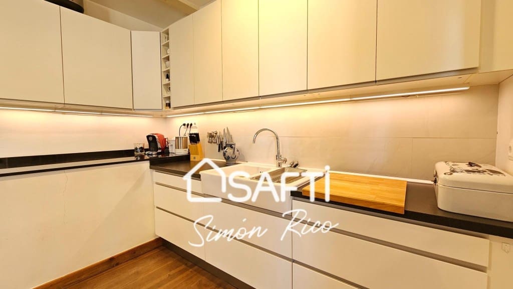 6 bedroom Villa for sale in Gelida with pool garage - € 975,000 (Ref: 9820296)