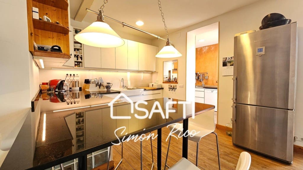 6 bedroom Villa for sale in Gelida with pool garage - € 975,000 (Ref: 9820296)