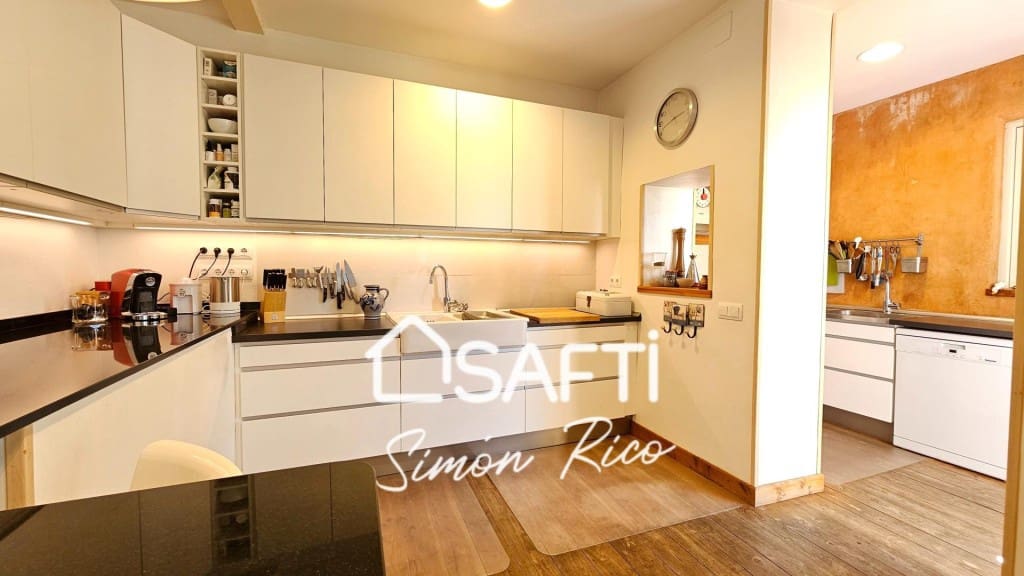 6 bedroom Villa for sale in Gelida with pool garage - € 975,000 (Ref: 9820296)