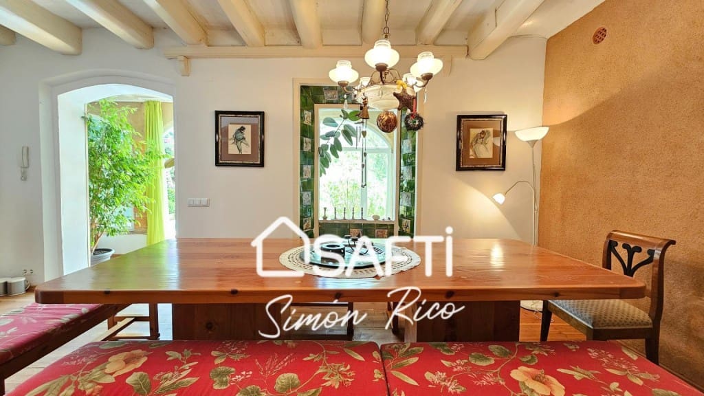 6 bedroom Villa for sale in Gelida with pool garage - € 975,000 (Ref: 9820296)