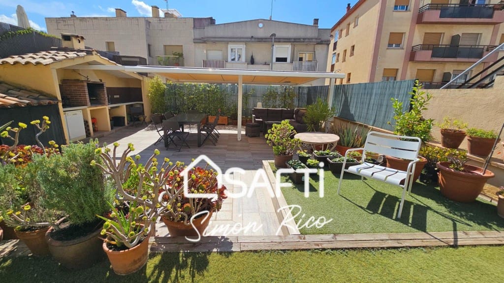 6 bedroom Villa for sale in Gelida with pool garage - € 975,000 (Ref: 9820296)