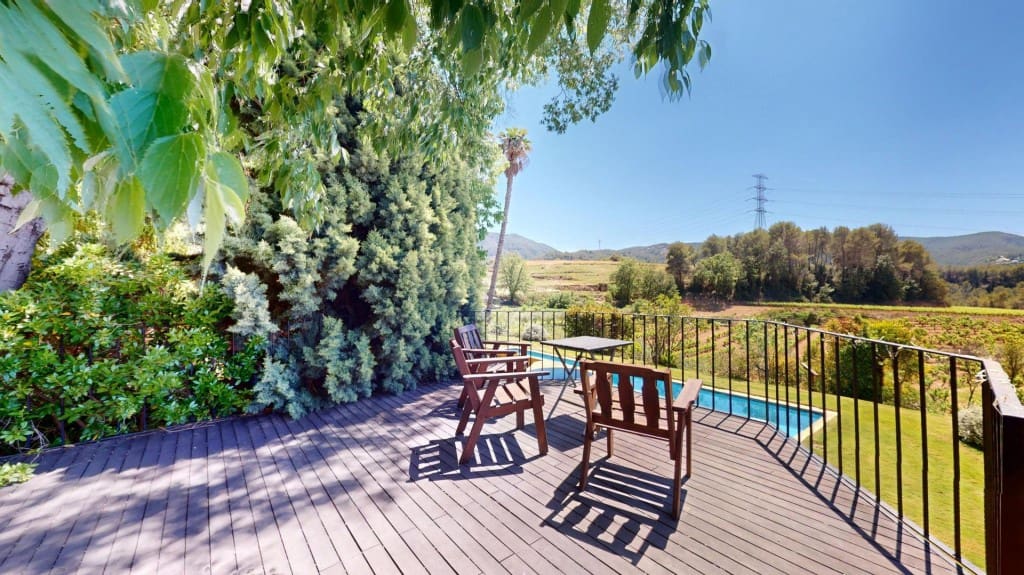 5 bedroom Finca/Country House for sale in Gelida with pool - € 1,700,000 (Ref: 9820297)