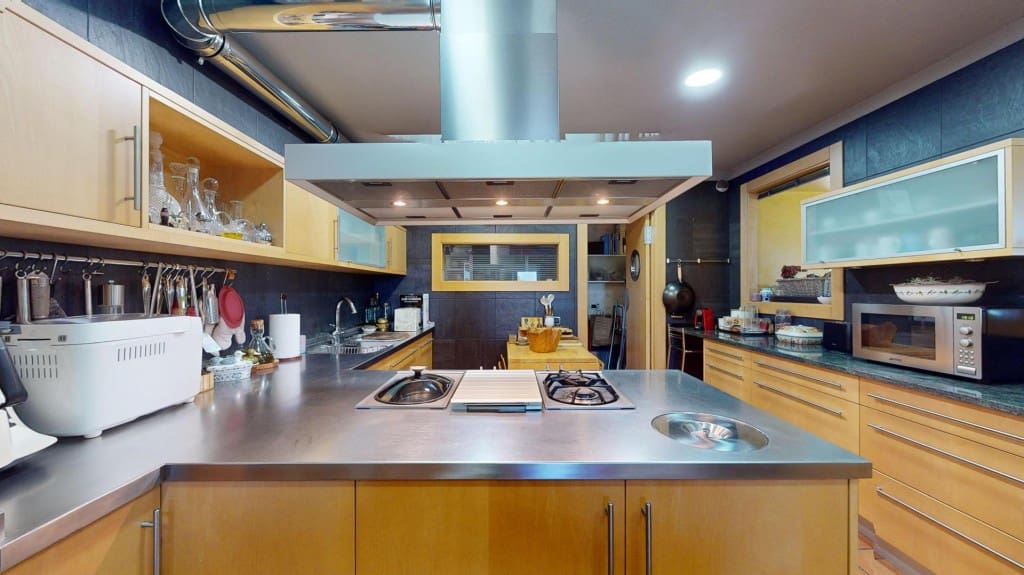 5 bedroom Finca/Country House for sale in Gelida with pool - € 1,700,000 (Ref: 9820297)
