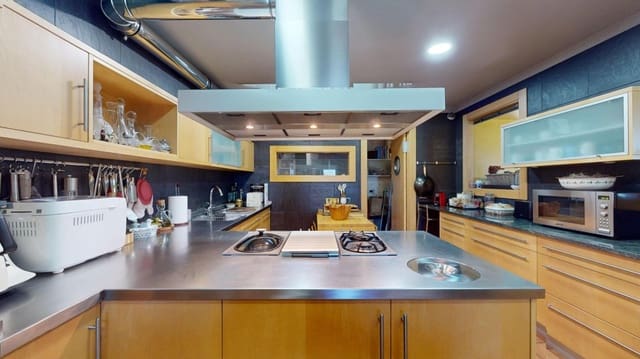 5 bedroom Finca/Country House for sale in Gelida with pool - € 1,700,000 (Ref: 9820297)