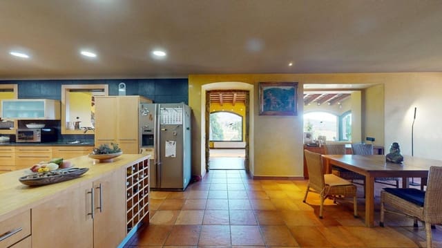 5 bedroom Finca/Country House for sale in Gelida with pool - € 1,700,000 (Ref: 9820297)