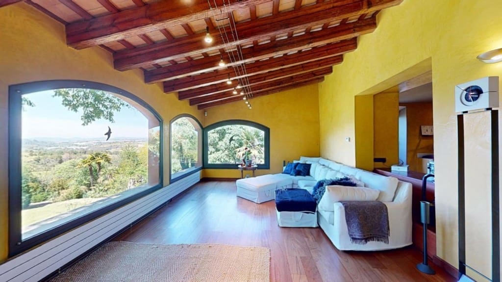 5 bedroom Finca/Country House for sale in Gelida with pool - € 1,700,000 (Ref: 9820297)