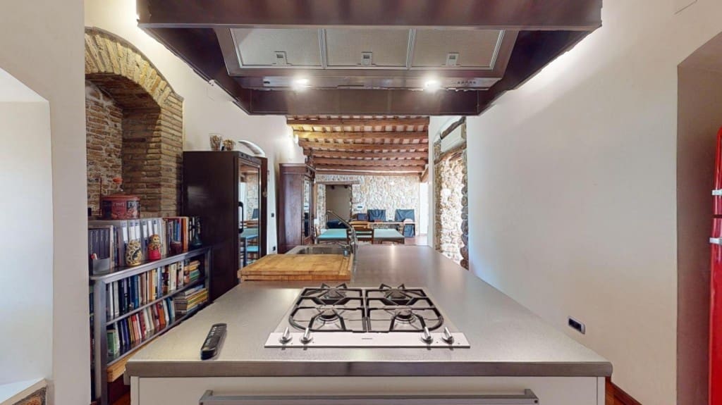 5 bedroom Finca/Country House for sale in Gelida with pool - € 1,700,000 (Ref: 9820297)