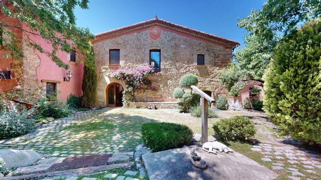5 bedroom Finca/Country House for sale in Gelida with pool - € 1,700,000 (Ref: 9820297)