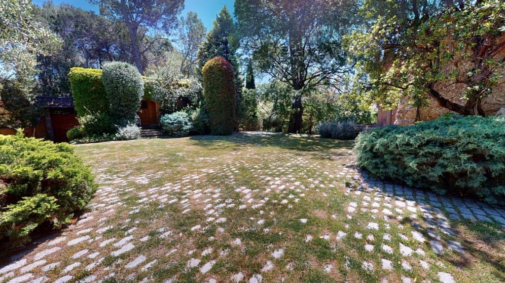 5 bedroom Finca/Country House for sale in Gelida with pool - € 1,700,000 (Ref: 9820297)