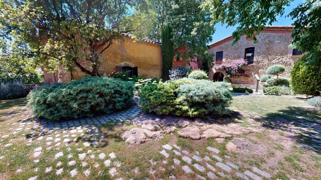 5 bedroom Finca/Country House for sale in Gelida with pool - € 1,700,000 (Ref: 9820297)