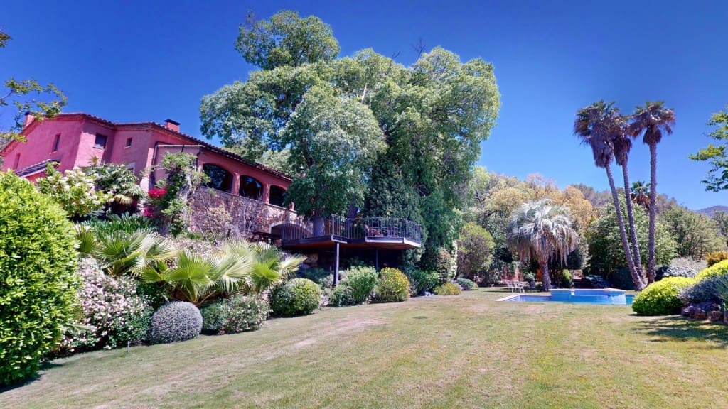 5 bedroom Finca/Country House for sale in Gelida with pool - € 1,700,000 (Ref: 9820297)