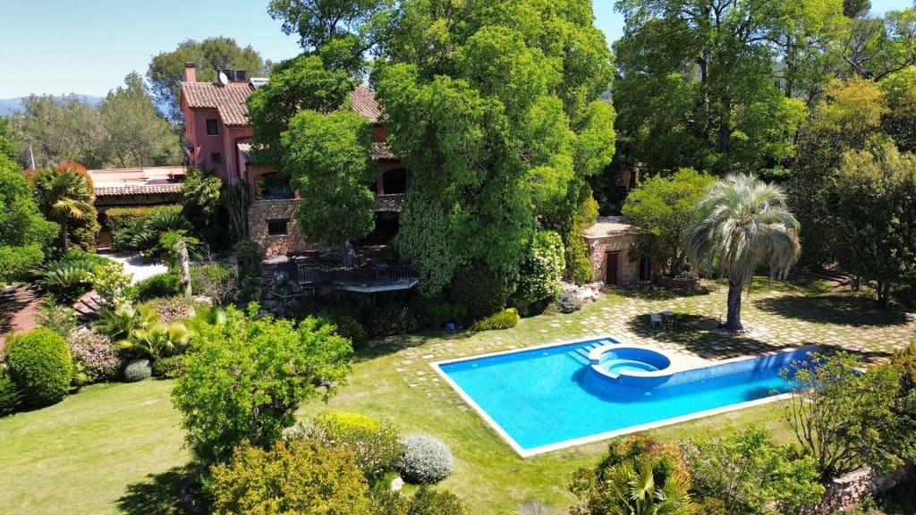 5 bedroom Finca/Country House for sale in Gelida with pool - € 1,700,000 (Ref: 9820297)