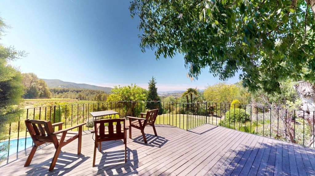 5 bedroom Finca/Country House for sale in Gelida with pool - € 1,700,000 (Ref: 9820297)