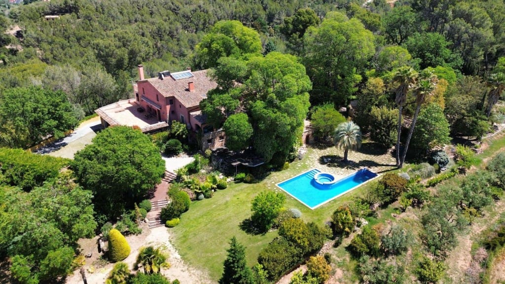 5 bedroom Finca/Country House for sale in Gelida with pool - € 1,700,000 (Ref: 9820297)