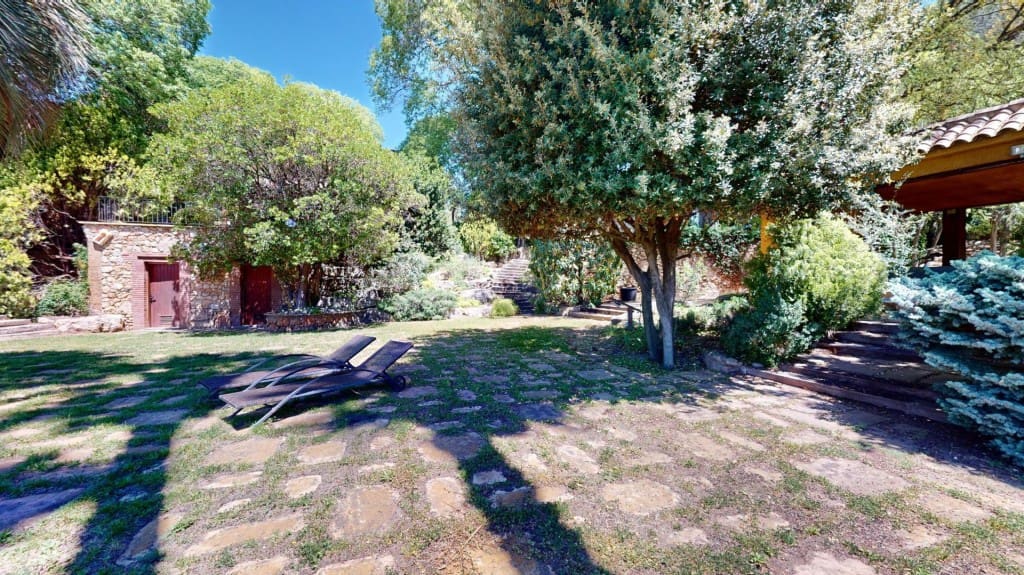5 bedroom Finca/Country House for sale in Gelida with pool - € 1,700,000 (Ref: 9820297)