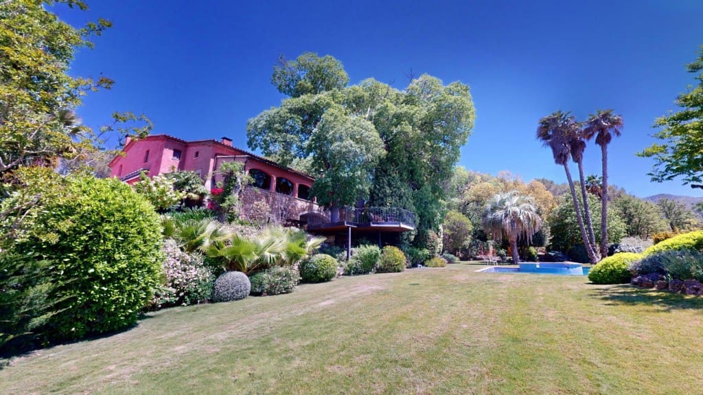 5 bedroom Finca/Country House for sale in Gelida with pool - € 1,700,000 (Ref: 9820297)