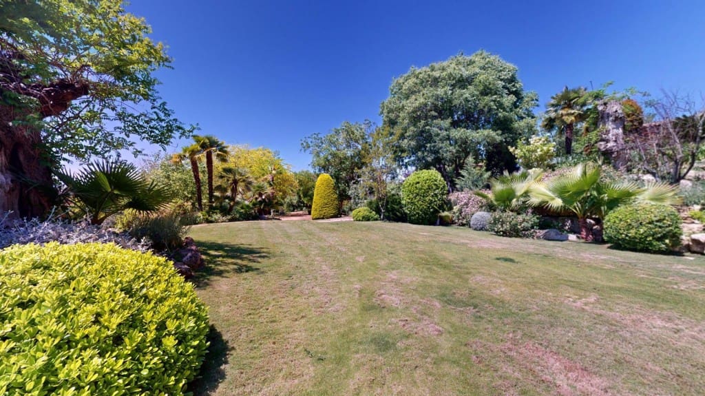 5 bedroom Finca/Country House for sale in Gelida with pool - € 1,700,000 (Ref: 9820297)