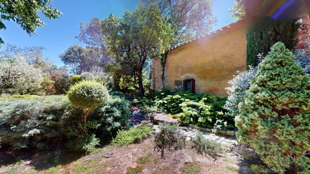 5 bedroom Finca/Country House for sale in Gelida with pool - € 1,700,000 (Ref: 9820297)