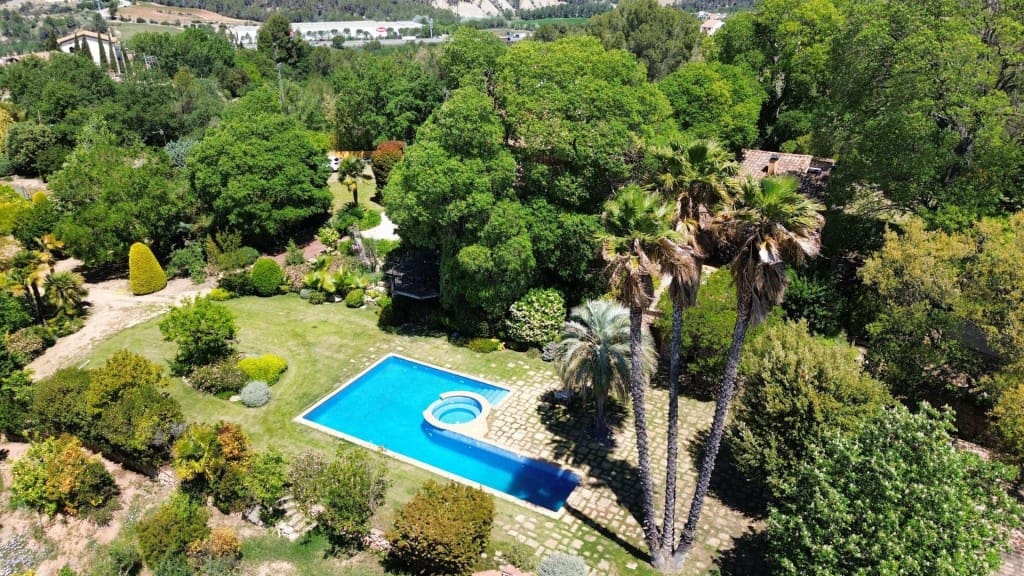 5 bedroom Finca/Country House for sale in Gelida with pool - € 1,700,000 (Ref: 9820297)