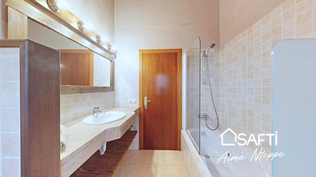 Chalet de 5 habitaciones en Sant Julià de Ramis en venta con piscina - 650.000 € (Ref: 9820298)