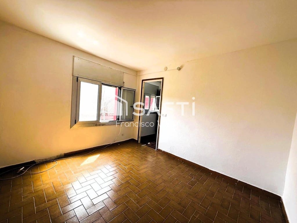 5 chambre Villa/Maison à vendre à Blanes - 230 000 € (Ref: 9822465)