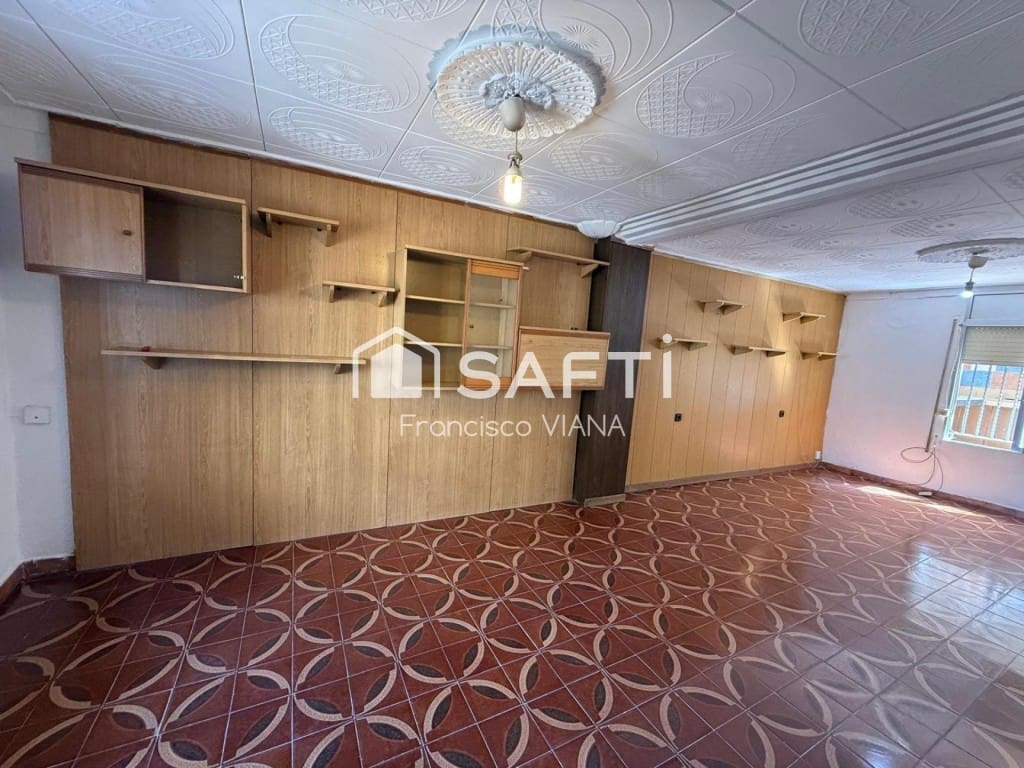 5 chambre Villa/Maison à vendre à Blanes - 230 000 € (Ref: 9822465)