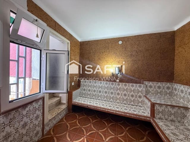 5 chambre Villa/Maison à vendre à Blanes - 230 000 € (Ref: 9822465)