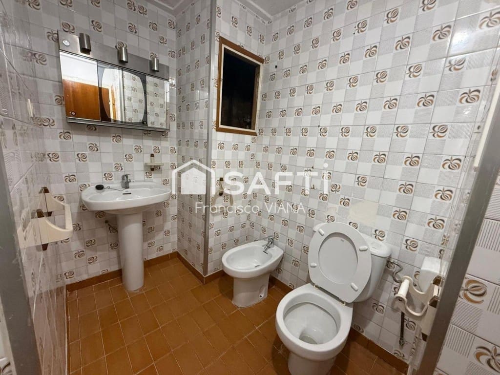 5 chambre Villa/Maison à vendre à Blanes - 230 000 € (Ref: 9822465)