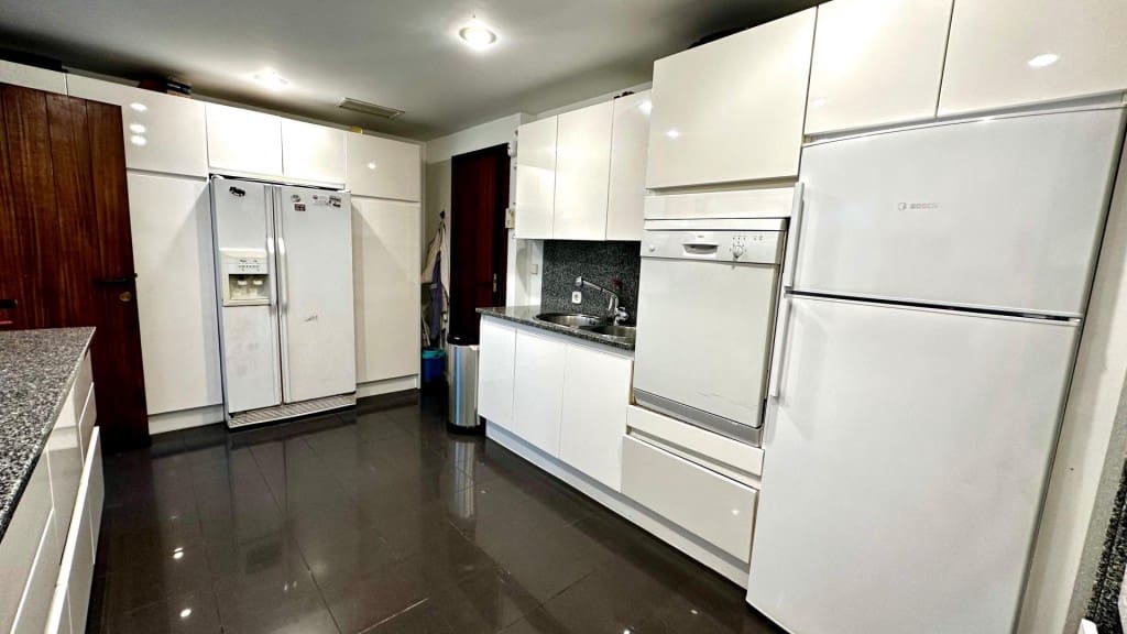 6 soveværelse Villa til salg i Las Rozas de Madrid - € 1.650.000 (Ref: 9822468)