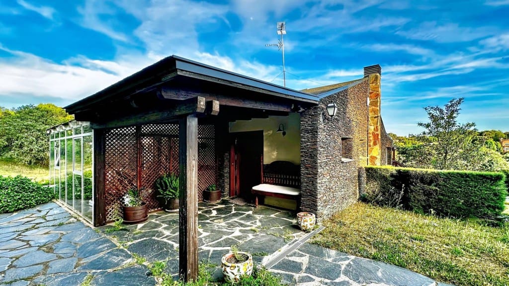 6 soveværelse Villa til salg i Las Rozas de Madrid - € 1.650.000 (Ref: 9822468)
