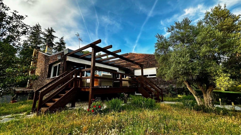 6 soveværelse Villa til salg i Las Rozas de Madrid - € 1.650.000 (Ref: 9822468)