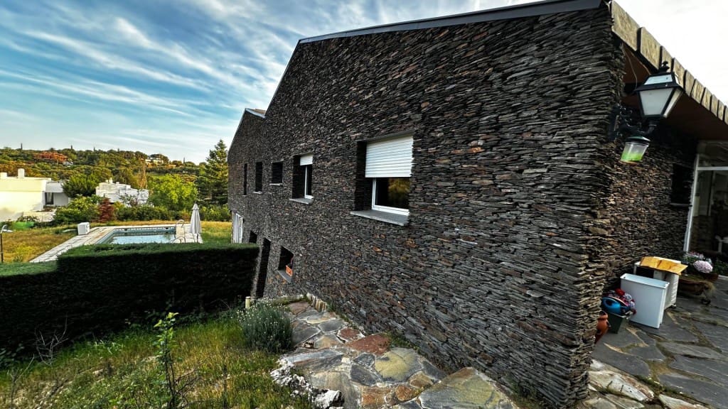 6 soveværelse Villa til salg i Las Rozas de Madrid - € 1.650.000 (Ref: 9822468)