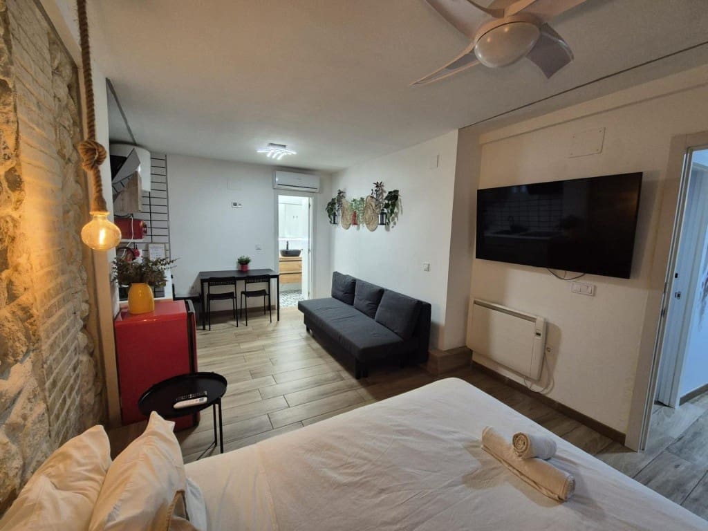 3 bedroom Apartment for sale in Alicante / Alacant city - € 450,000 (Ref: 9822469)