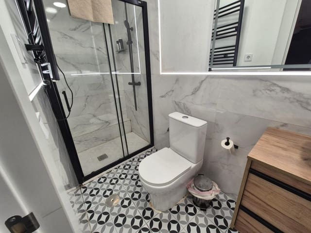 3 soveværelse Lejlighed til salg i Santo Domingo, Alicante by - € 450.000 (Ref: 9822469)